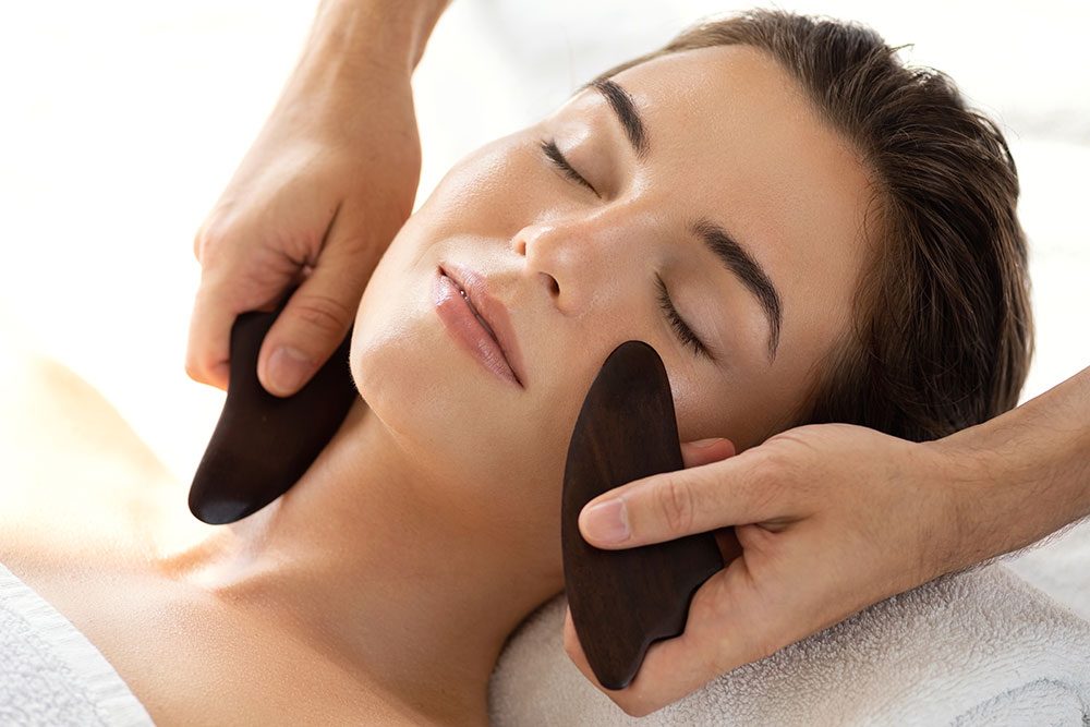Evde Gua Sha Masajı Nasıl Yapılır? Evde Gua Sha Masajı Nasıl Yapılır?