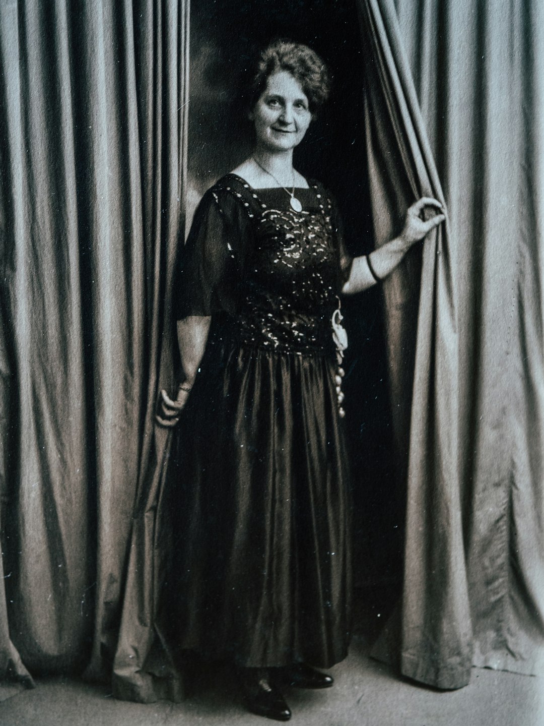 Vintage gece elbiseleri ile şıklığınızı tamamlayın Vintage gece elbiseleri ile şıklığınızı tamamlayın